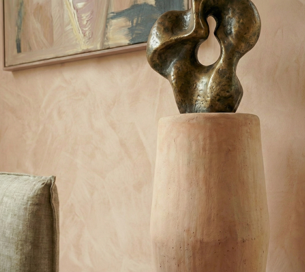 Pedestal The HemPorium